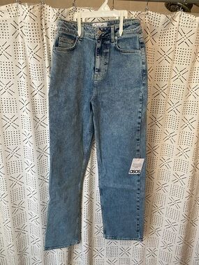 ASOS Women's Straight Leg Blue Jeans NWT